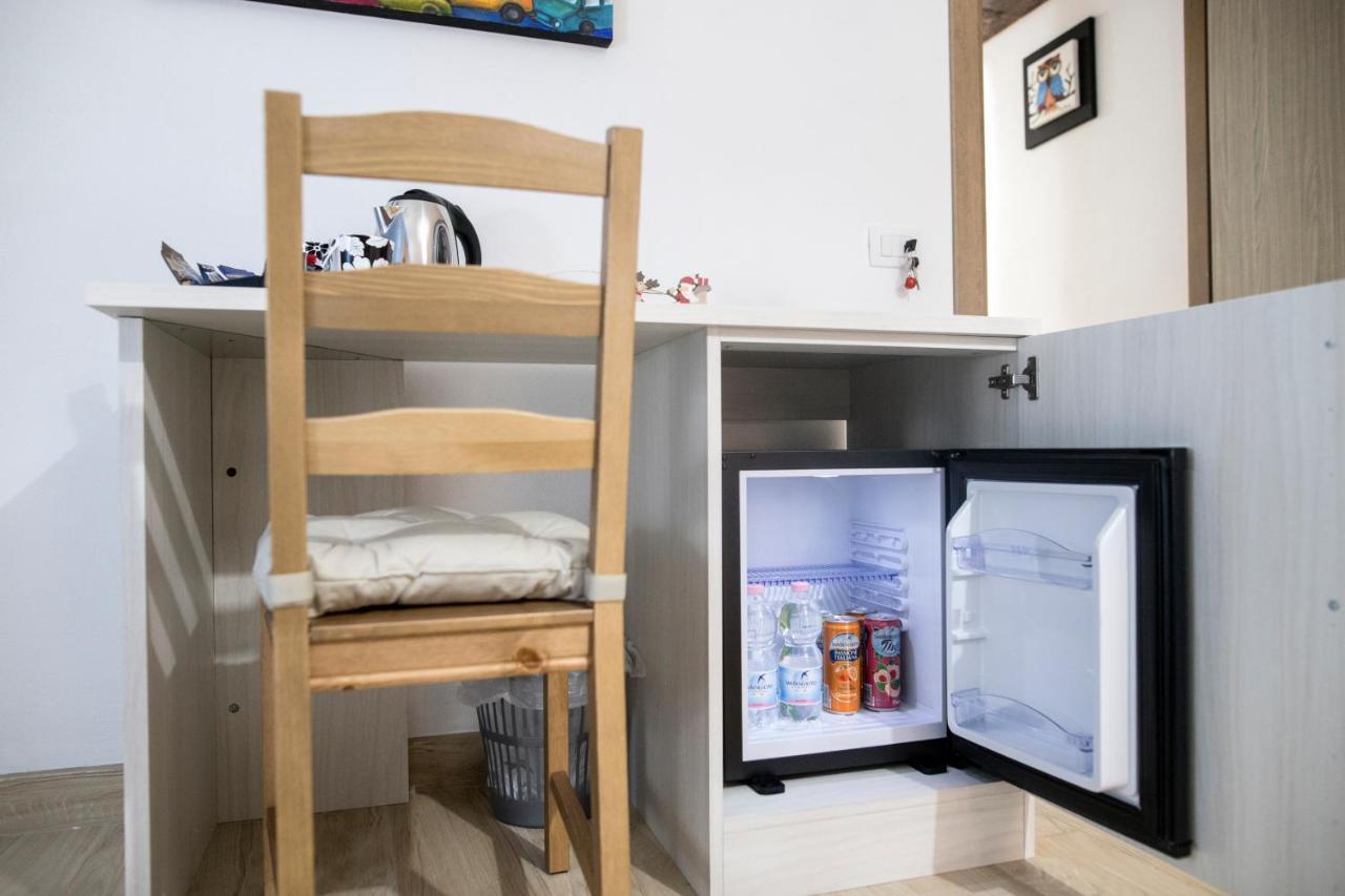 'A Room De' Scugnizzi Naples Exterior photo