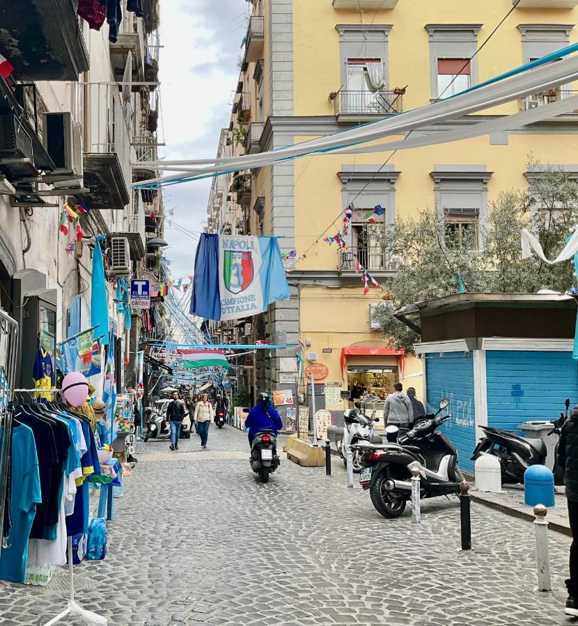 'A Room De' Scugnizzi Naples Exterior photo
